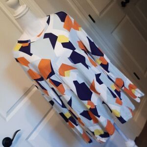 HOTGIFT White Long Sleeve Blouse with Geometric Shapes